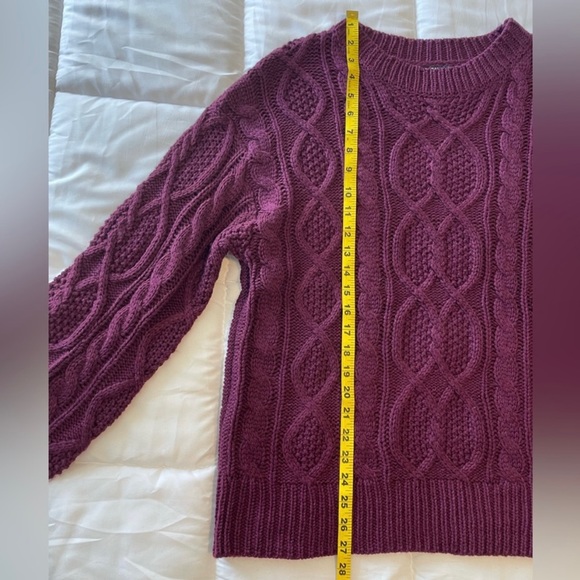 NWT Nasty Gal Cable Knit Crew Neck Sweater SZ S - Picture 3 of 5